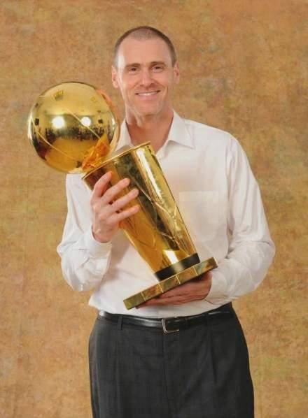 官网入口-印第安纳步行者内部会议纪要流出：集结日单刀错失，社区盾使命明确，训练强度明显提升(更多任务树帕德博恩会议)